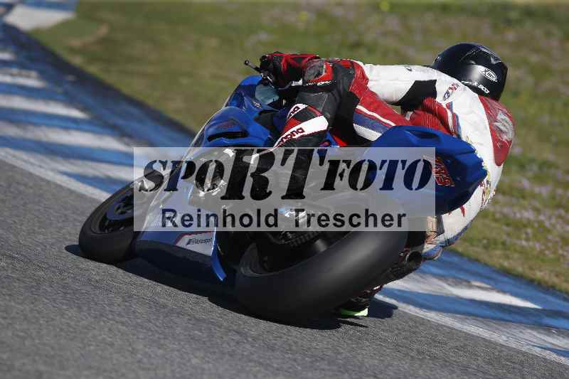 /Archiv-2024/01 26.-28.01.2024 Moto Center Thun Jerez/Gruppe gruen-green/backside